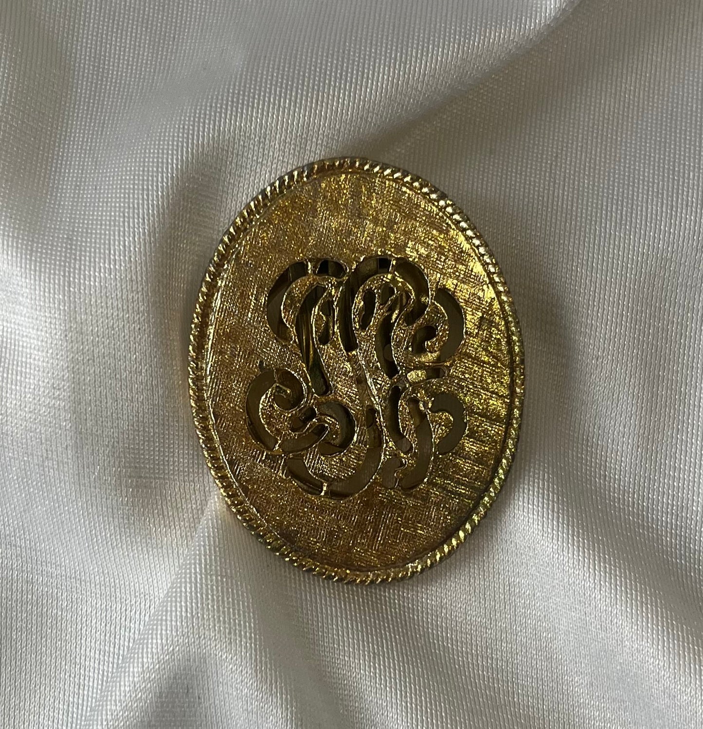 Vintage Gold-Tone Filigree Sweater/Scarf Clip