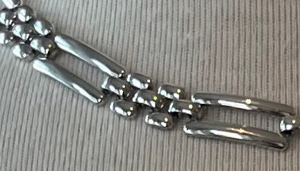 Vintage Monet Silver Tone Link Necklace