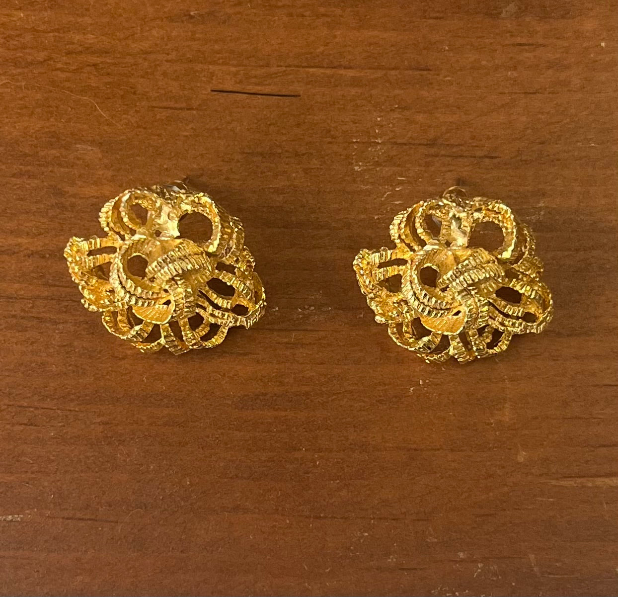 Vintage Openwork Knot Gold Tone-Pierced Earrings