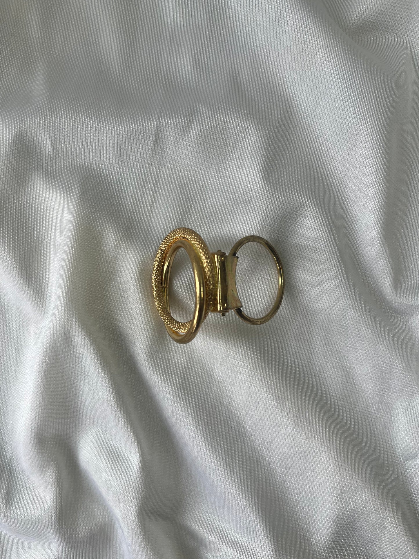 Vintage Gold-Tone Sweater / Scarf Clip