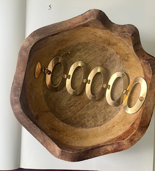 Vintage 1970s Sculptural Gold Tone Oval Link Bracelet