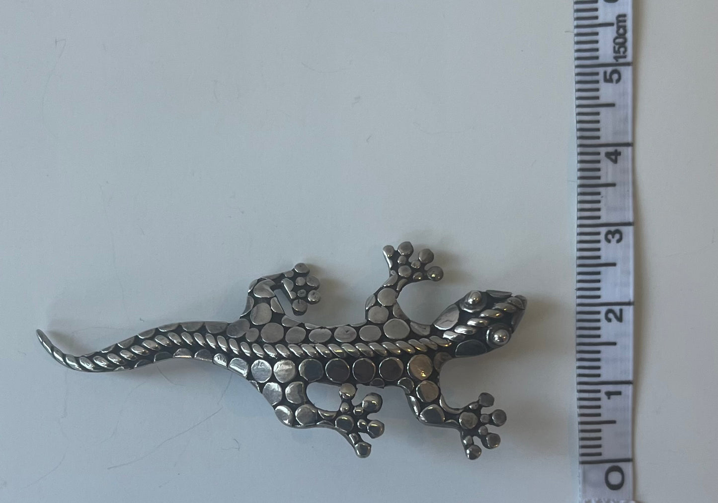 Textured Sterling Silver Gecko Brooch