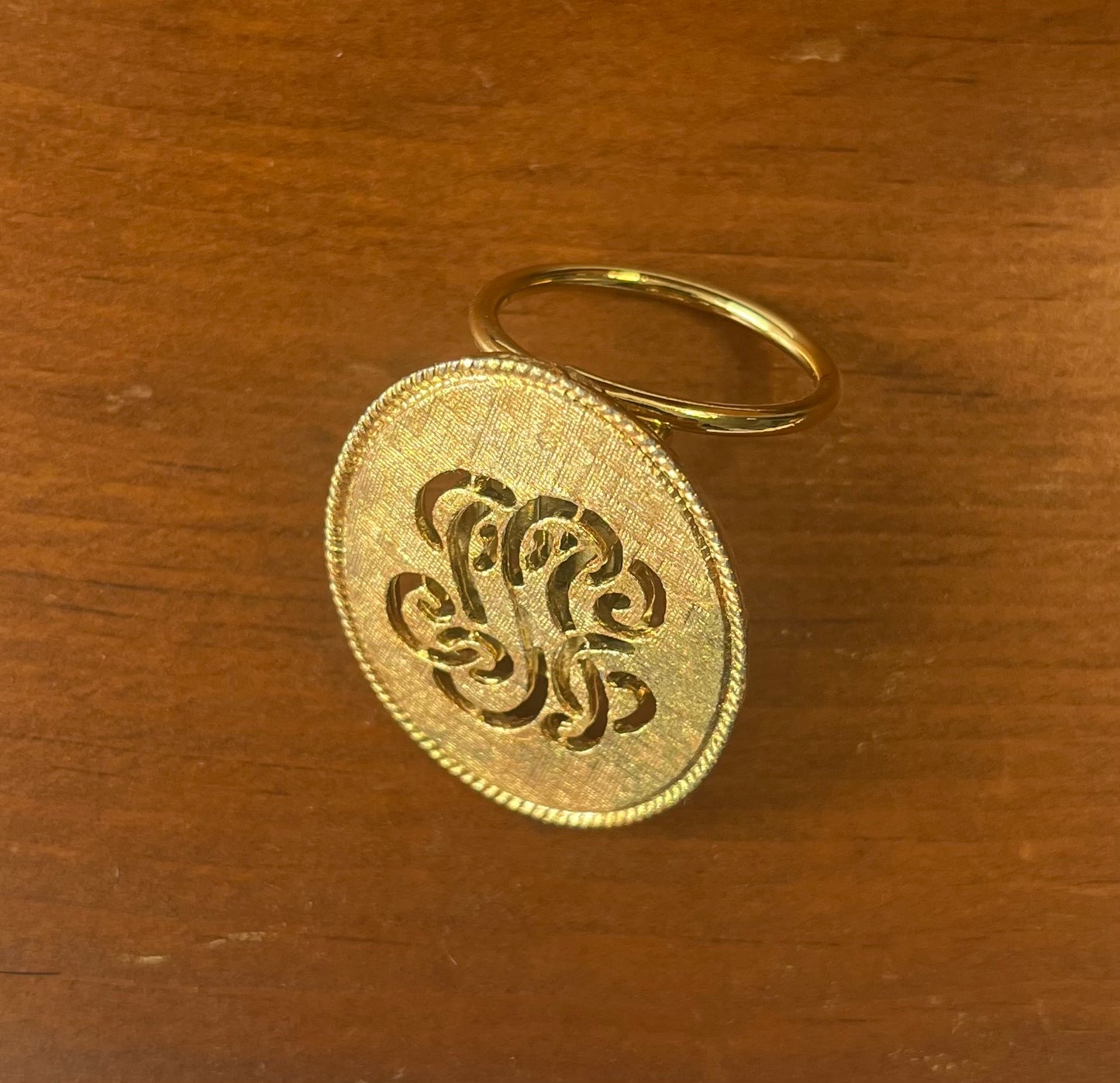 Vintage Gold-Tone Filigree Sweater/Scarf Clip