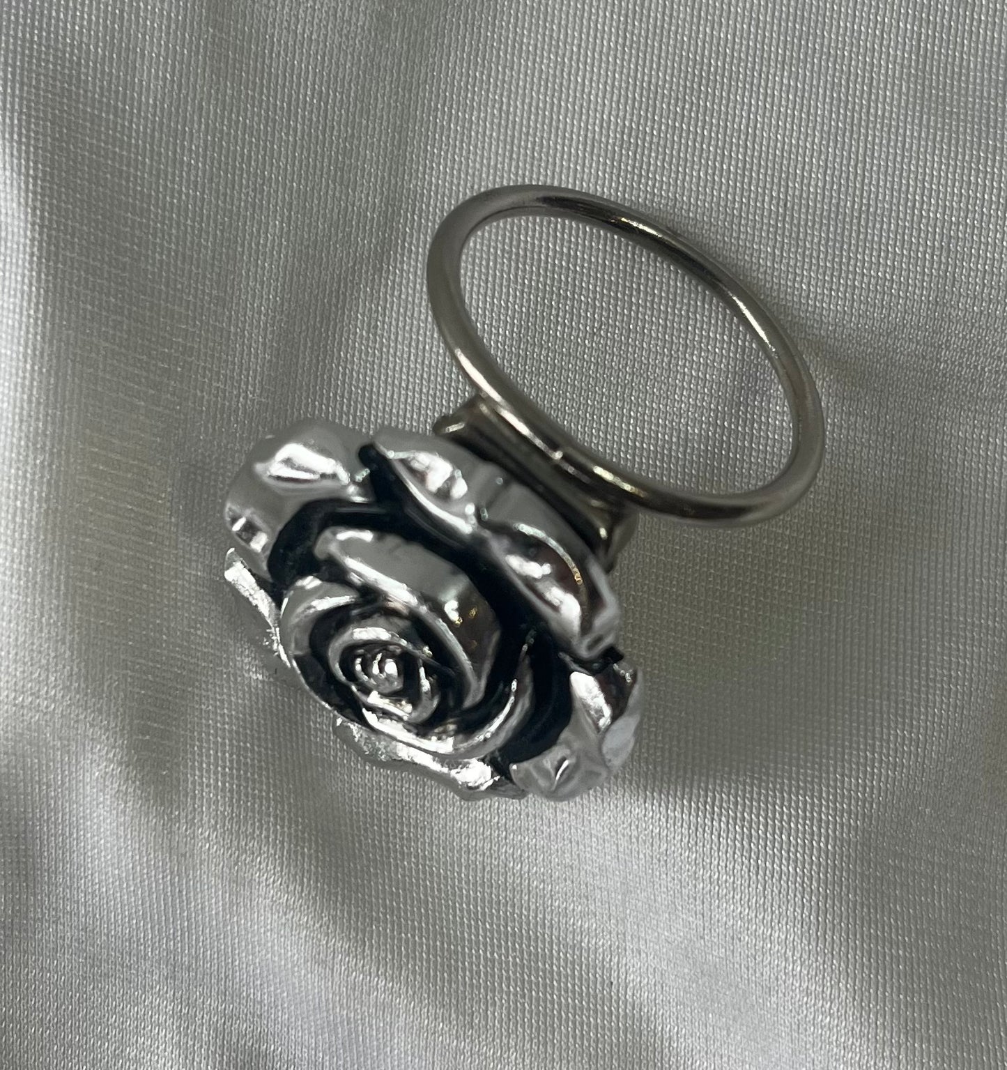 Vintage Silver-Tone Rose Sweater / Scarf Clip