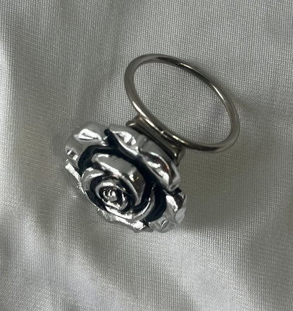 Vintage Silver-Tone Rose Sweater / Scarf Clip
