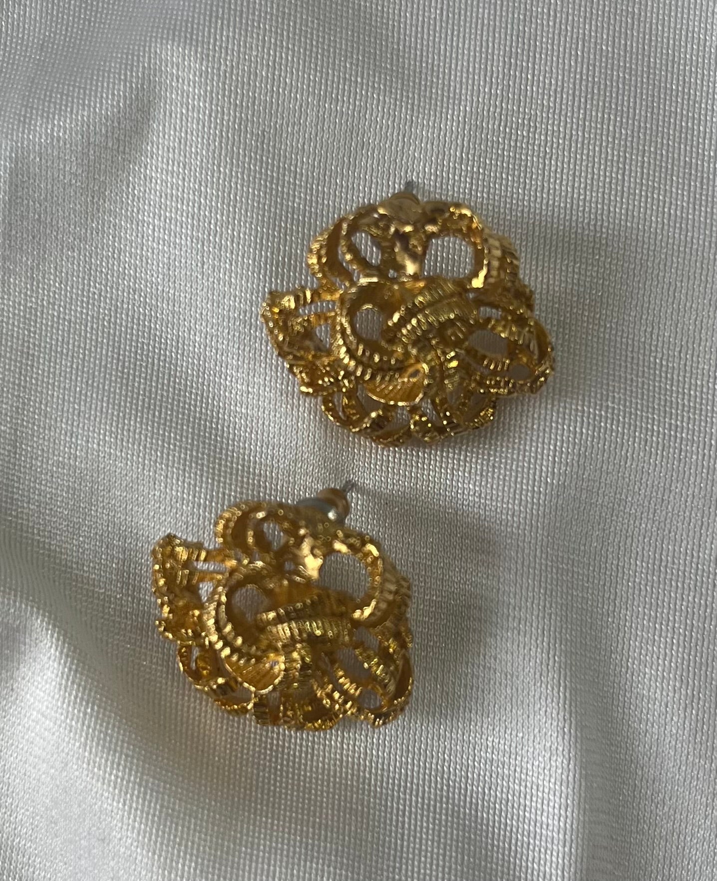 Vintage Openwork Knot Gold Tone-Pierced Earrings