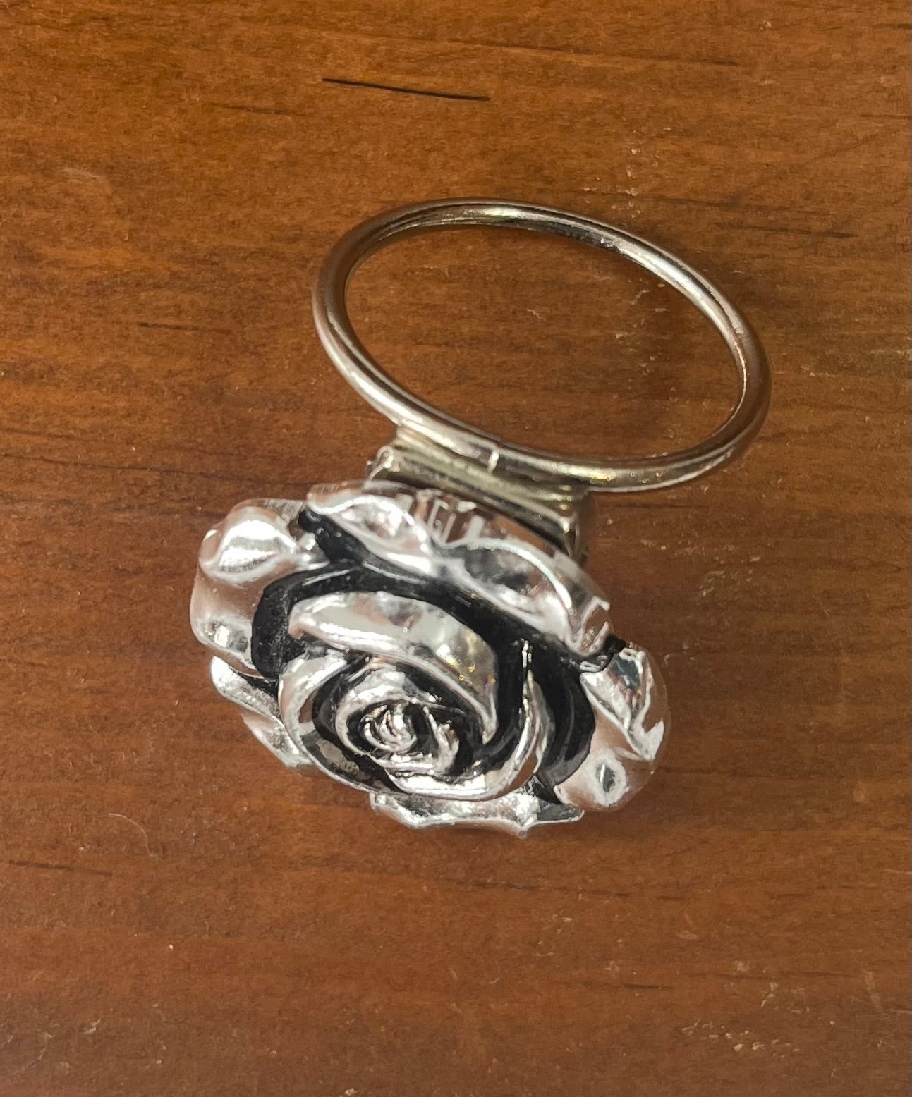 Vintage Silver-Tone Rose Sweater / Scarf Clip