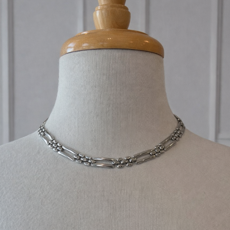 Vintage Monet Silver Tone Link Necklace