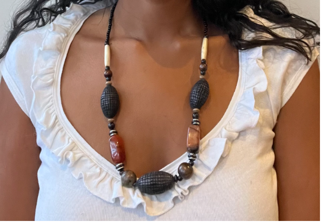 Vintage Black Beaded Necklace with Stone Accents