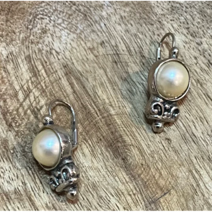 Vintage Sterling Silver Moonstone Leverback Earrings